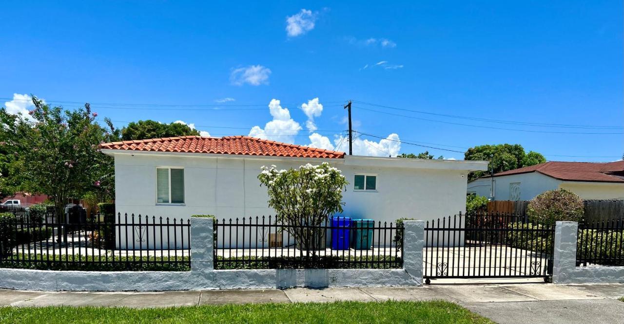 Main House 3 Bed 2 Bath & Guest House 1 Bed 1 Bath Miami Kültér fotó