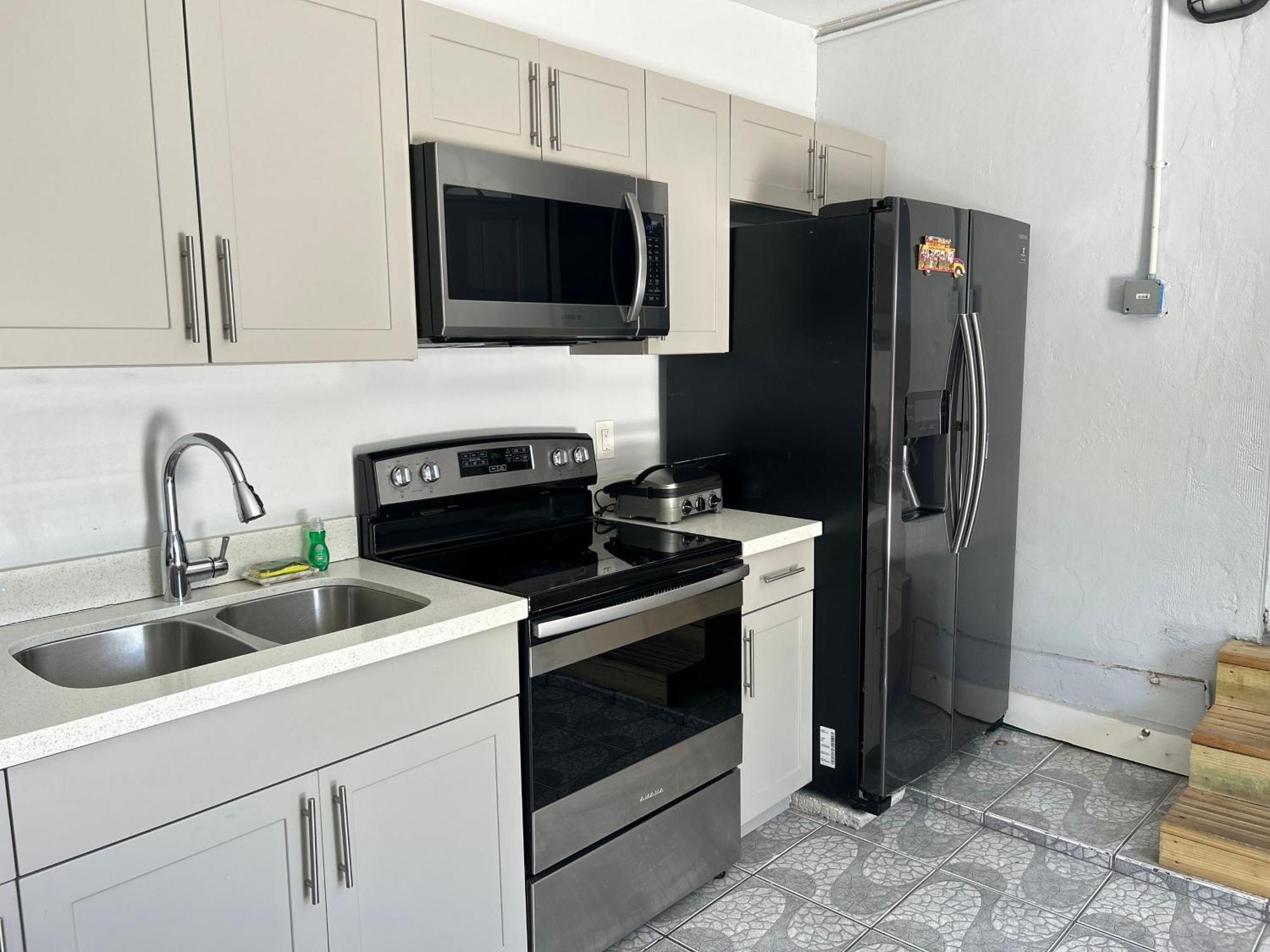 Main House 3 Bed 2 Bath & Guest House 1 Bed 1 Bath Miami Kültér fotó